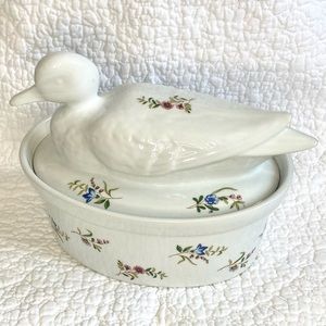 Vintage cordon bleu duck & floral casserole dish